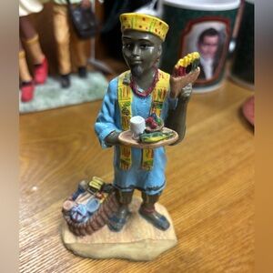 “Kwanzaa Africa” Figurine